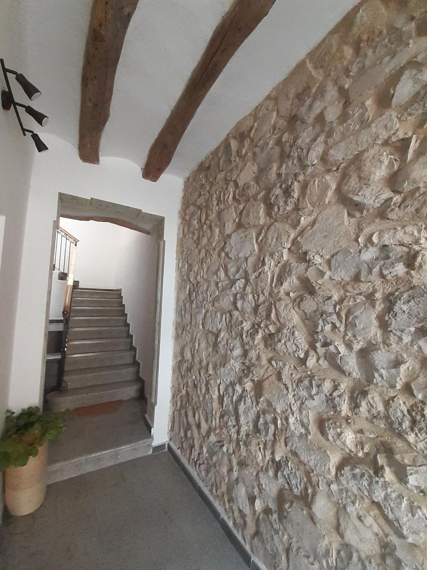 Casa La Foradada Bed & Breakfast *